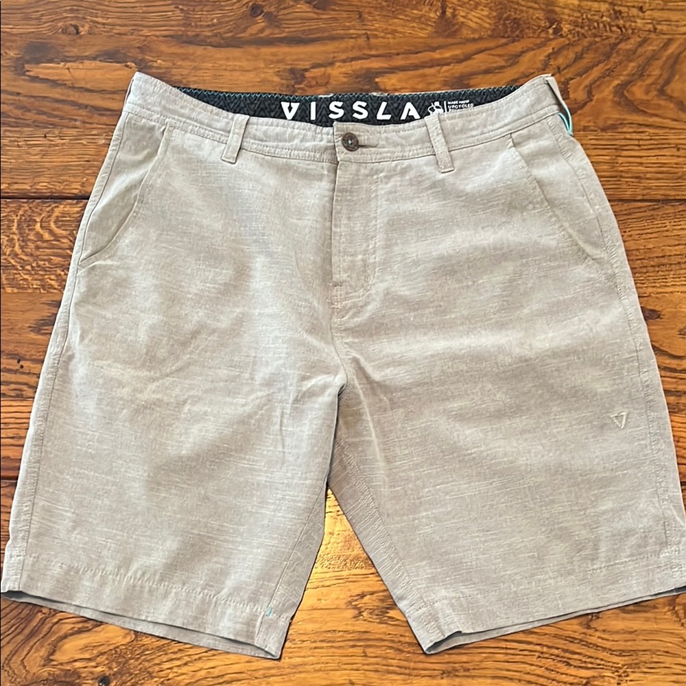 Vissla Men's Casual Shorts - Light Gray/Khaki